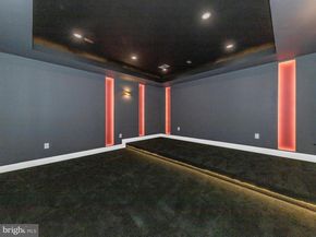 1009 Hillcrest Drive SW, Vienna VA 22180