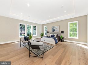1009 Hillcrest Drive SW, Vienna VA 22180