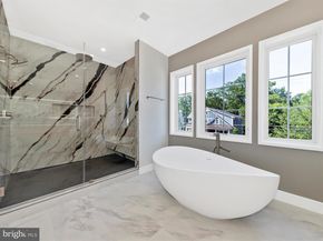 1009 Hillcrest Drive SW, Vienna VA 22180