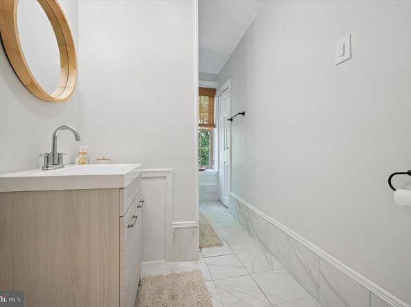 4343 Boone Street, Philadelphia PA 19128
