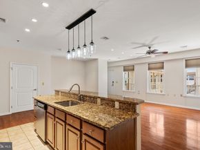 133 N Bread Street J3, Philadelphia PA 19106