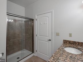 133 N Bread Street J3, Philadelphia PA 19106