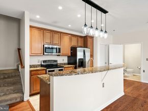 133 N Bread Street J3, Philadelphia PA 19106