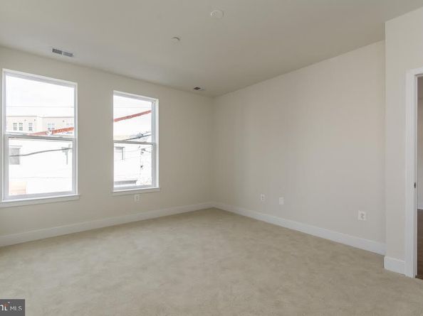 600 S 24TH Street 213, Philadelphia PA 19146