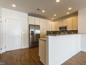 600 S 24TH Street 213, Philadelphia PA 19146