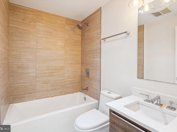 5110 Fort Totten Drive NE 4, Washington DC 20011