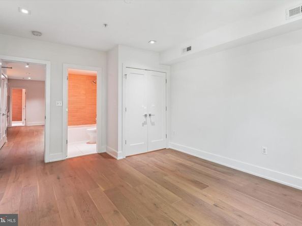 5110 Fort Totten Drive NE 4, Washington DC 20011