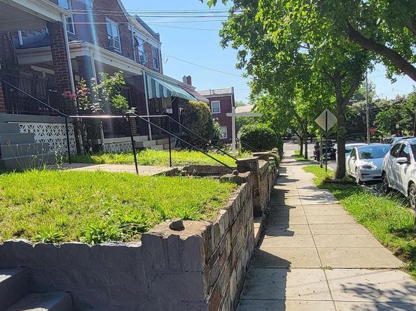 2321 13TH Place NE, Washington DC 20018