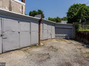 3811 Manayunk Avenue, Philadelphia PA 19128