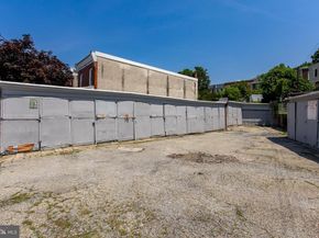3811 Manayunk Avenue, Philadelphia PA 19128