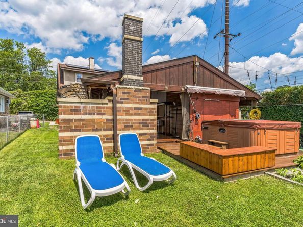 210 E Ashland Avenue, Glenolden PA 19036