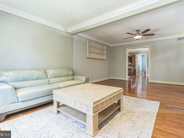 210 E Ashland Avenue, Glenolden PA 19036