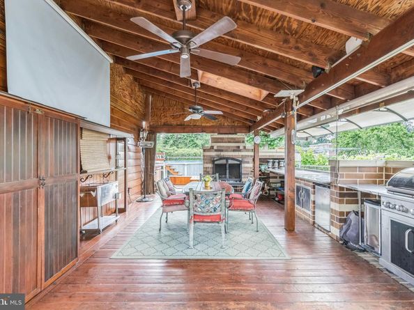210 E Ashland Avenue, Glenolden PA 19036