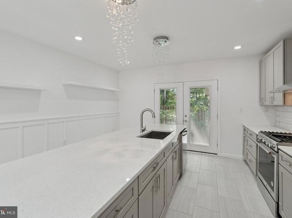 1420 S 20TH Street, Philadelphia PA 19146