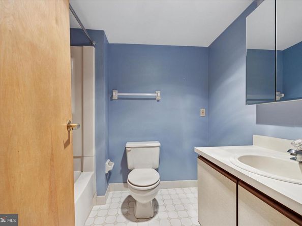 800 Avondale Road 2C, Wallingford PA 19086