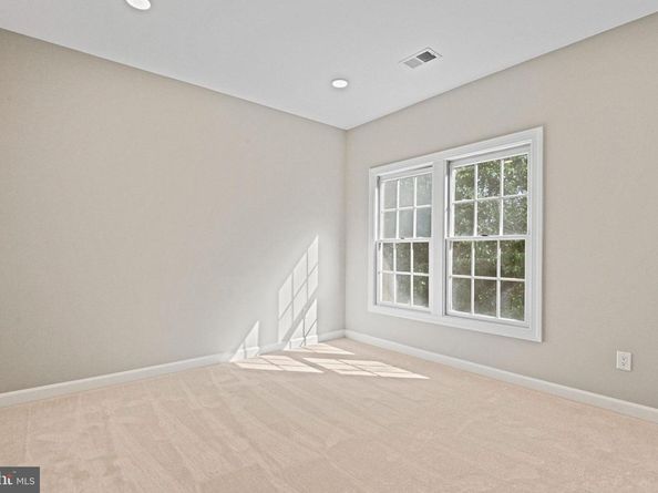 9927 Miles Stone Court, Vienna VA 22181