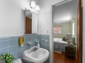 6412 24TH Street N, Arlington VA 22207