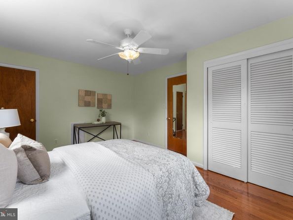 6412 24TH Street N, Arlington VA 22207