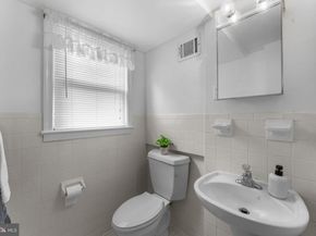 6412 24TH Street N, Arlington VA 22207