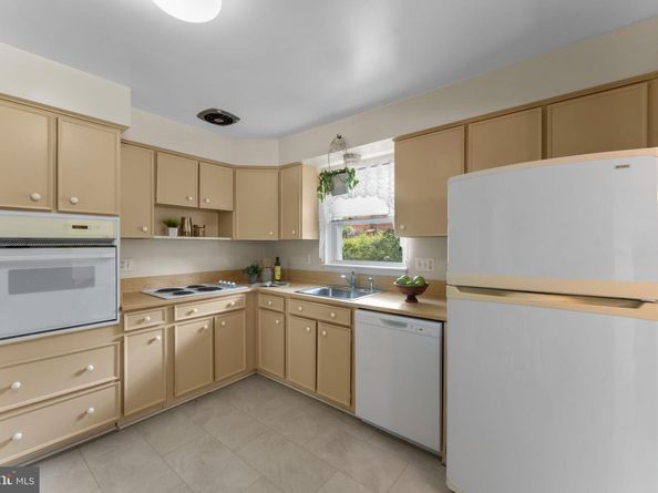 6412 24TH Street N, Arlington VA 22207