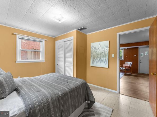 6412 24TH Street N, Arlington VA 22207
