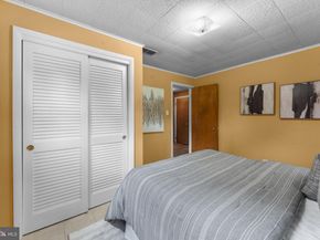6412 24TH Street N, Arlington VA 22207