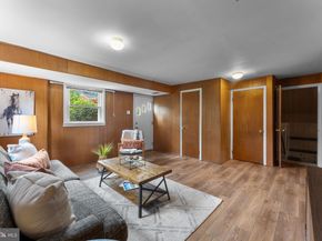 6412 24TH Street N, Arlington VA 22207