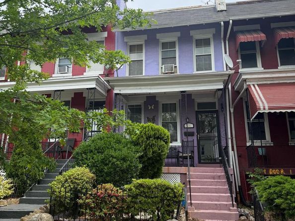 1121 8TH Street NE, Washington DC 20002