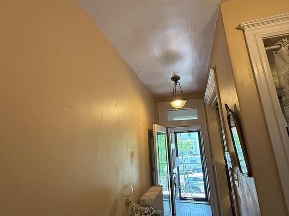 1121 8TH Street NE, Washington DC 20002