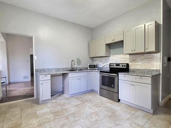 4551 Pulaski Avenue, Philadelphia PA 19144