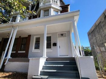 4551 Pulaski Avenue