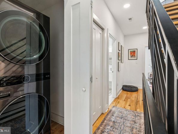 5735 Knox Street, Philadelphia PA 19144