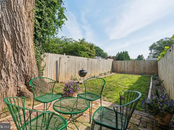 5735 Knox Street, Philadelphia PA 19144