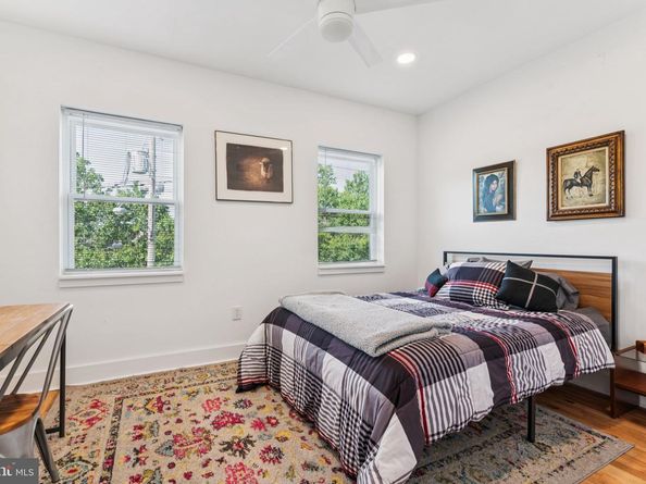 5735 Knox Street, Philadelphia PA 19144