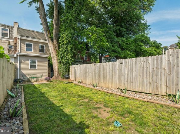 5735 Knox Street, Philadelphia PA 19144