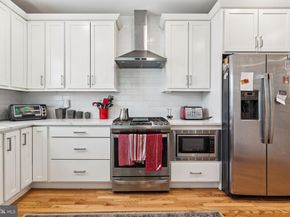 5735 Knox Street, Philadelphia PA 19144