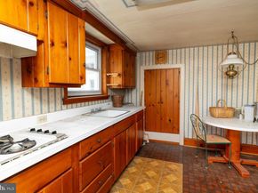 559 Righter Street, Philadelphia PA 19128