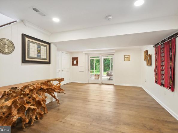 10104 Colebrook Avenue, Potomac MD 20854