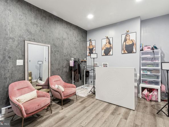 1633 W Oxford Street, Philadelphia PA 19121
