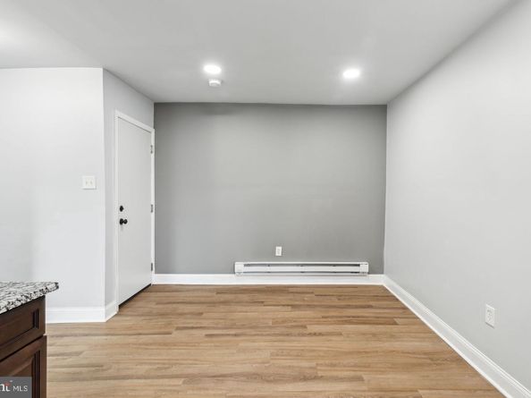 1633 W Oxford Street, Philadelphia PA 19121