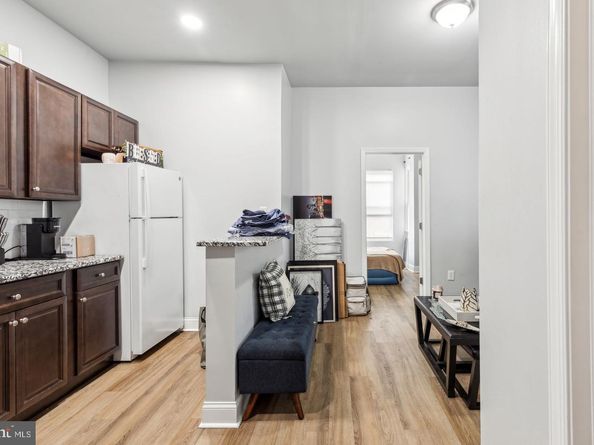 1633 W Oxford Street, Philadelphia PA 19121