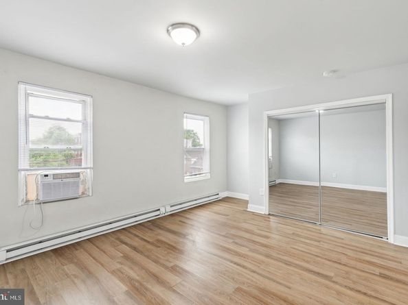 1633 W Oxford Street, Philadelphia PA 19121