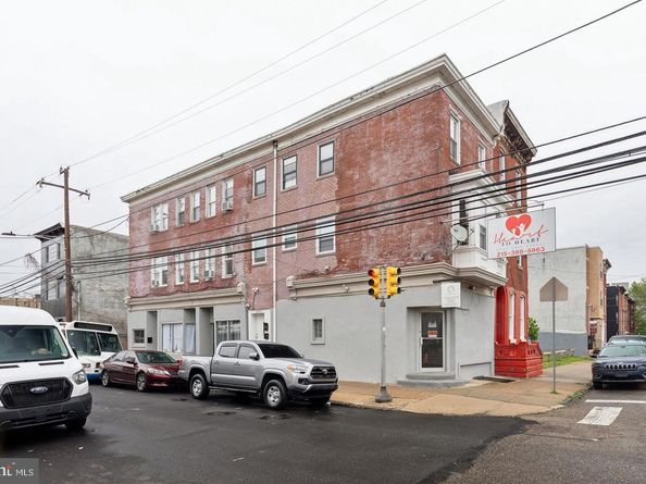 1633 W Oxford Street, Philadelphia PA 19121