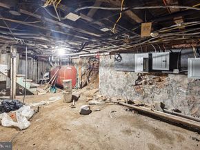 1633 W Oxford Street, Philadelphia PA 19121