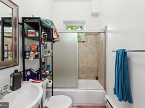 1633 W Oxford Street, Philadelphia PA 19121