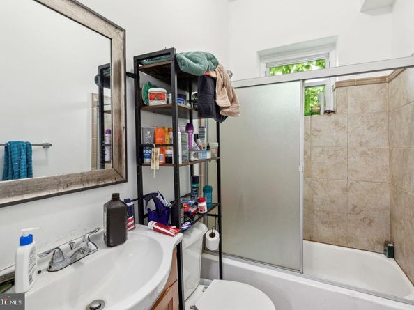 1633 W Oxford Street, Philadelphia PA 19121