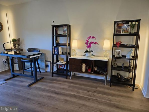 13508 Innovation Station Loop 3B, Herndon VA 20171