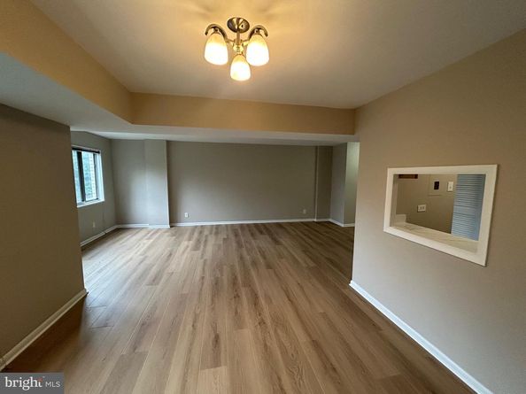 5340 Holmes Run Parkway 217, Alexandria VA 22304