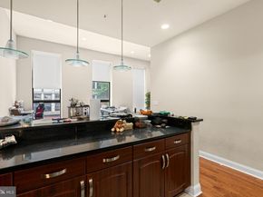 707 Chestnut Street, Philadelphia PA 19106