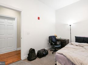 707 Chestnut Street, Philadelphia PA 19106
